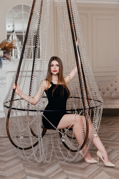 Timeless Elegance: Olha, 19 y.o. from Vinnytsia, Ukraine — VeronikaLove