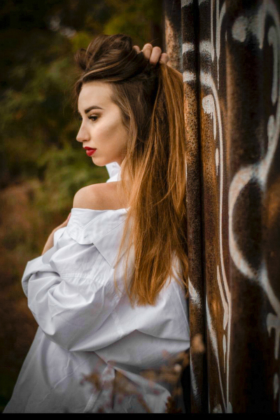 Graceful Veronica, 26 y.o. from Kherson, Ukraine with Chestnut hair — VeronikaLove