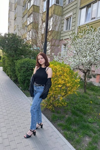 Graceful Charm: Yuliia, 22 y.o. from Bila Tserkva, Ukraine — VeronikaLove