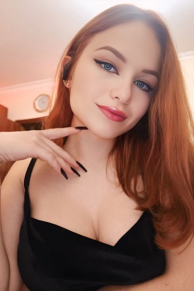 Graceful Charm: Yuliia, 21 y.o. from Bila Tserkva, Ukraine — VeronikaLove