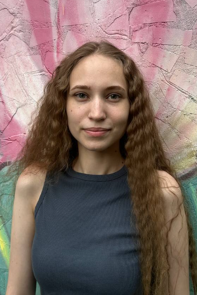 Radiant Aleksandra, 25 y.o. from Dnipro, Ukraine with Chestnut hair — VeronikaLove