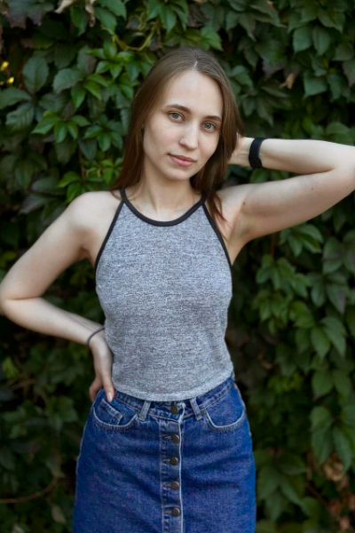 Radiant Aleksandra, 24 y.o. from Dnipro, Ukraine with Chestnut hair — VeronikaLove