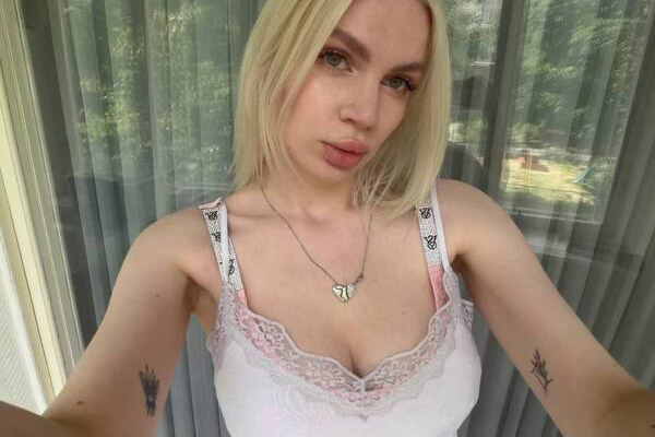 Charming Radiance: Kristina, 26 y.o. from Kyiv, Ukraine — VeronikaLove