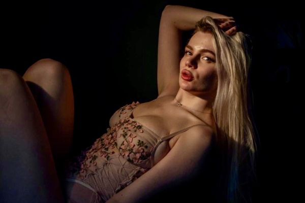 Charming Radiance: Kristina, 25 y.o. from Kyiv, Ukraine — VeronikaLove