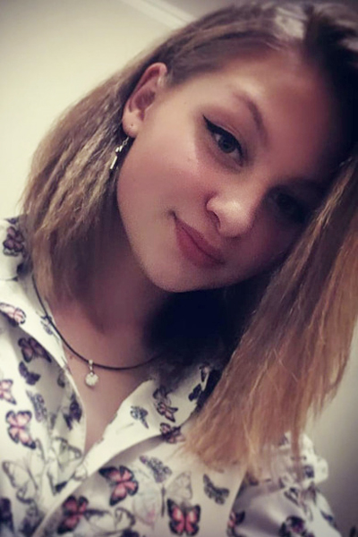 Magnetic Appeal: Lubov, 19 y.o. from Zaporizhzhia, Ukraine — VeronikaLove