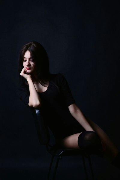 Elegant Enchantment: Dariia, 30 y.o. from Madrid, Spain — VeronikaLove