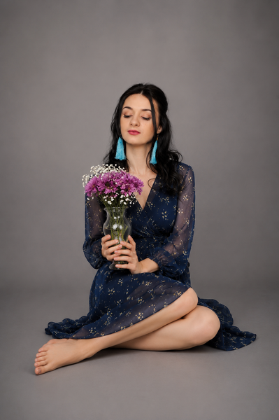 Elegant Enchantment: Dariia, 30 y.o. from Madrid, Spain — VeronikaLove