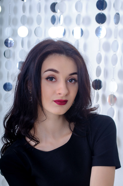 Elegant Enchantment: Dariia, 29 y.o. from Kharkiv, Ukraine — VeronikaLove