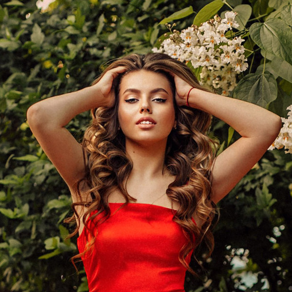 Captivating Aura: Ivanna, 20 y.o. from Chisinau, Moldova — VeronikaLove