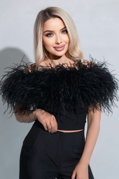 Enchanting Iryna, 29 y.o. from Lviv, Ukraine with Blonde hair — VeronikaLove