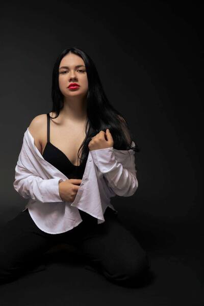 Graceful Charm: Alena, 24 y.o. from Kharkiv, Ukraine — VeronikaLove