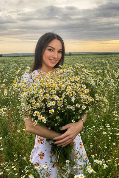 Captivating Gaze: Anastasiya, 33 y.o. from Zaporizhzhia, Ukraine — VeronikaLove