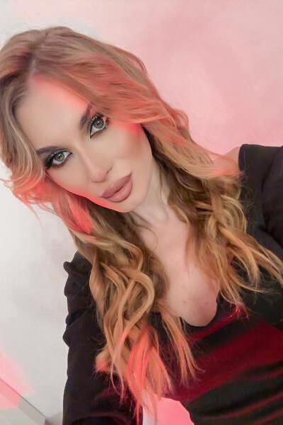 Vivacious Anastasiia, 22 y.o. from Zaporizhzhia, Ukraine with Blonde hair — VeronikaLove