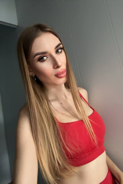 Vivacious Anastasiia, 22 y.o. from Zaporizhzhia, Ukraine with Blonde hair — VeronikaLove