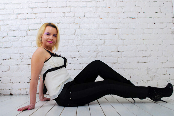 Timeless Grace: Nailya, 40 y.o. from Lviv, Ukraine — VeronikaLove