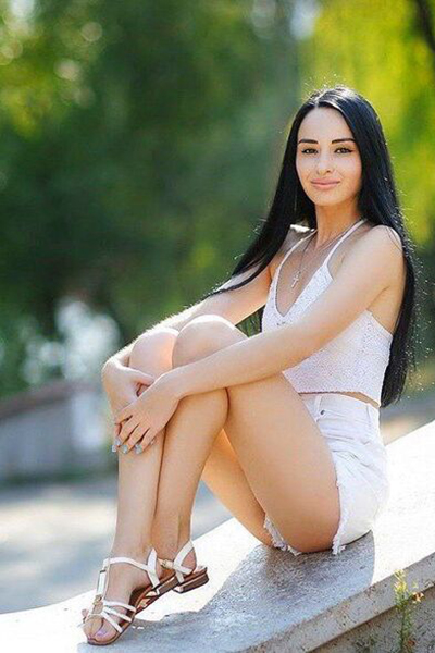 Captivating Radiance: Marina, 31 y.o. from Kherson, Ukraine — VeronikaLove