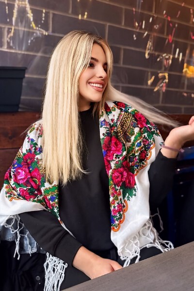 Graceful Allure: Alina, 35 y.o. from Mykolaiv, Ukraine — VeronikaLove