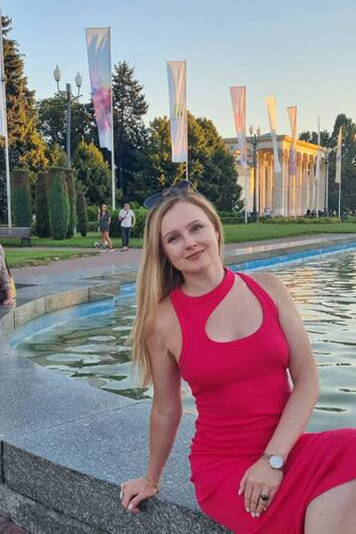 Mystical Enchantment: Liliya, 45 y.o. from Kyiv, Ukraine — VeronikaLove