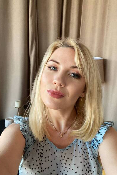 Enigmatic Charm: Ekaterina, 41 y.o. from Kyiv, Ukraine — VeronikaLove