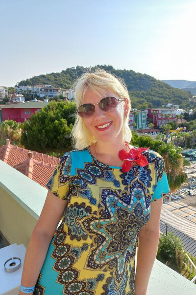 Enigmatic Charm: Ekaterina, 41 y.o. from Kyiv, Ukraine — VeronikaLove