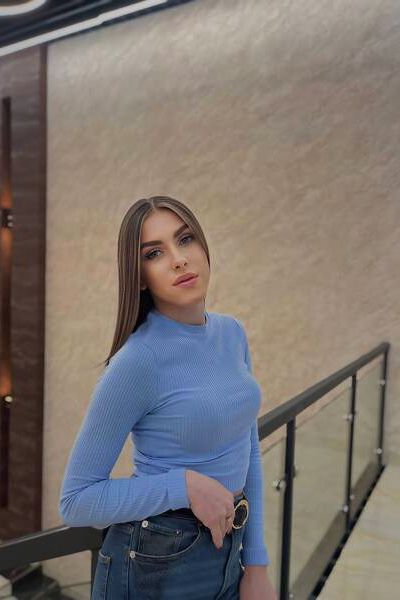 Radiant Charm: Anna, 21 y.o. from Vinnytsia, Ukraine — VeronikaLove