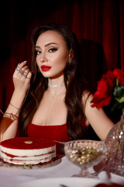 Dazzling Aura: Diana, 23 y.o. from Zaporizhzhia, Ukraine — VeronikaLove