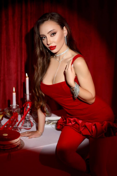 Dazzling Aura: Diana, 23 y.o. from Zaporizhzhia, Ukraine — VeronikaLove