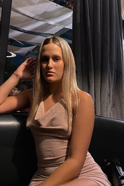 Mystical Presence: Maria, 25 y.o. from London, United Kingdom — VeronikaLove