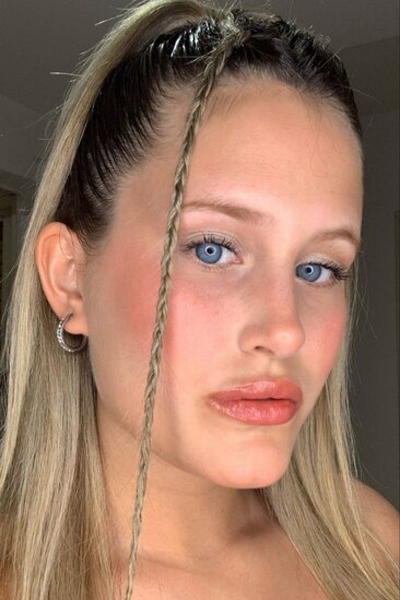 Mystical Presence: Maria, 26 y.o. from London, United Kingdom — VeronikaLove