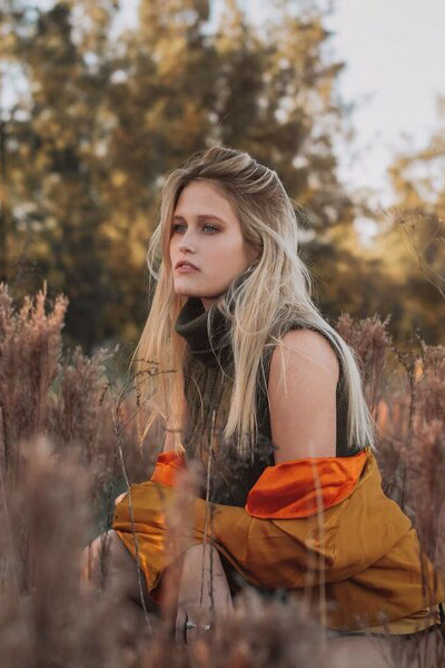 Mystical Presence: Maria, 25 y.o. from London, United Kingdom — VeronikaLove