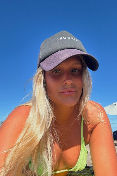 Mystical Presence: Maria, 25 y.o. from London, United Kingdom — VeronikaLove