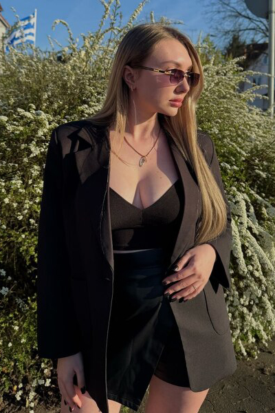 Divine Presence: Vitalina, 27 y.o. from Khmelnytskyi, Ukraine — VeronikaLove