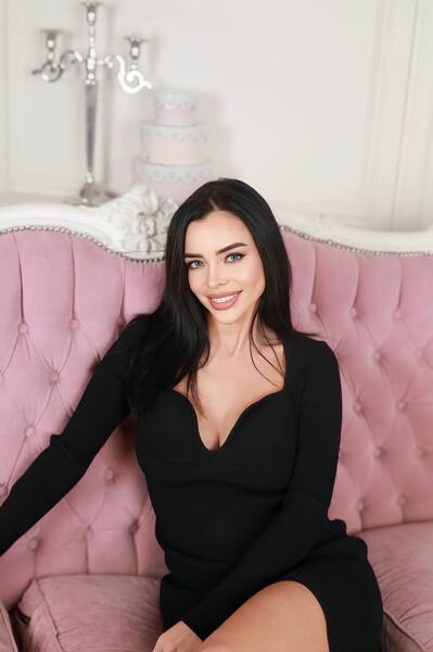 Radiant Beauty: Irina, 30 y.o. from Kyiv, Ukraine — VeronikaLove