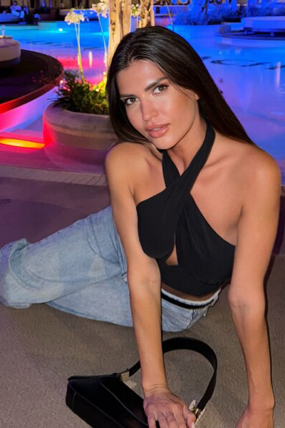 Mystical Presence: Victoriia, 33 y.o. from Odesa, Ukraine — VeronikaLove