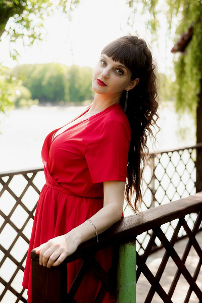 Graceful Allure: Tatiana, 32 y.o. from Izmail, Ukraine — VeronikaLove