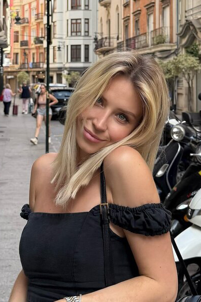 Magnetic Charm: Daria, 31 y.o. from Turin, Italy — VeronikaLove