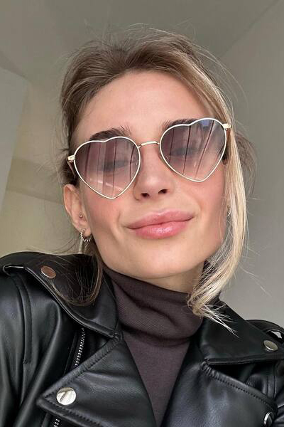 Magnetic Charm: Daria, 31 y.o. from Turin, Italy — VeronikaLove