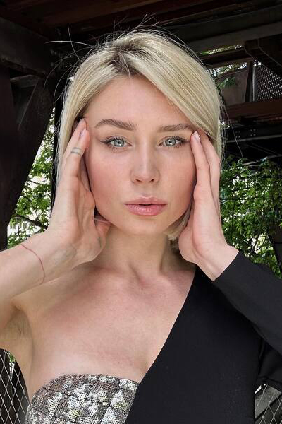 Magnetic Charm: Daria, 31 y.o. from Turin, Italy — VeronikaLove