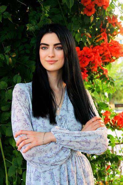 Radiant Beauty: Anna, 21 y.o. from Lviv, Ukraine — VeronikaLove
