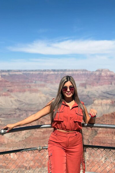 Captivating Melany Melissa, 27 y.o. from California, United States with Light-brown hair — VeronikaLove