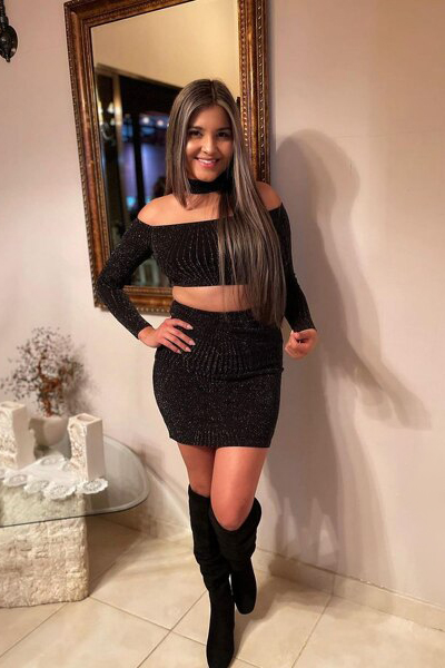 Captivating Melany Melissa, 27 y.o. from California, United States with Light-brown hair — VeronikaLove