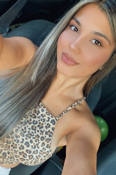 Captivating Melany Melissa, 27 y.o. from California, United States with Light-brown hair — VeronikaLove