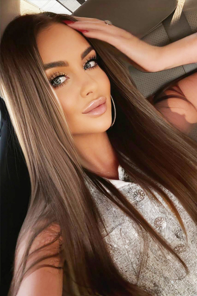 Enthralling Gaze: Alina, 28 y.o. from Kyiv, Ukraine — VeronikaLove