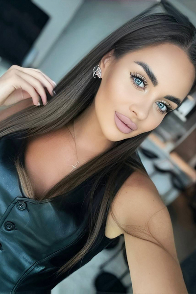 Enthralling Gaze: Alina, 28 y.o. from Kyiv, Ukraine — VeronikaLove