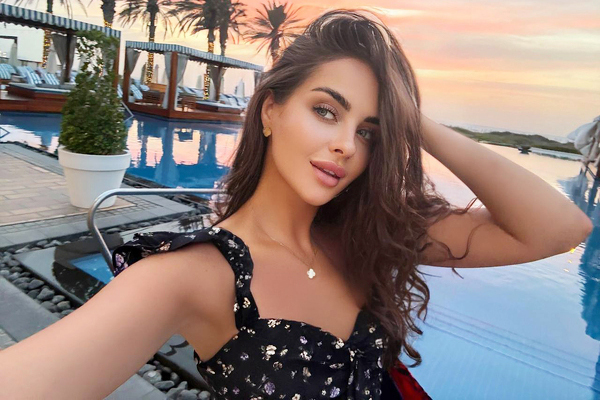 Enthralling Gaze: Alina, 28 y.o. from Kyiv, Ukraine — VeronikaLove