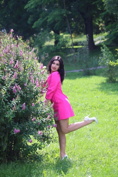 Radiant Allure: Svitlana, 41 y.o. from , Ukraine — VeronikaLove