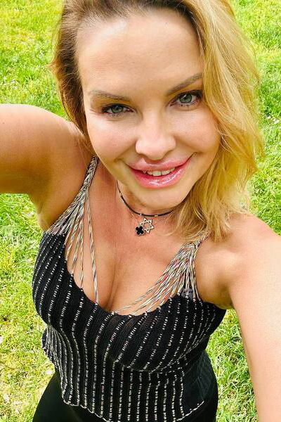 Joyful Olga, 47 y.o. from Kyiv, Ukraine with Blonde hair — VeronikaLove