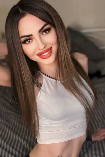 Glamorous Presence: Nadezhda, 31 y.o. from Dnipro, Ukraine — VeronikaLove