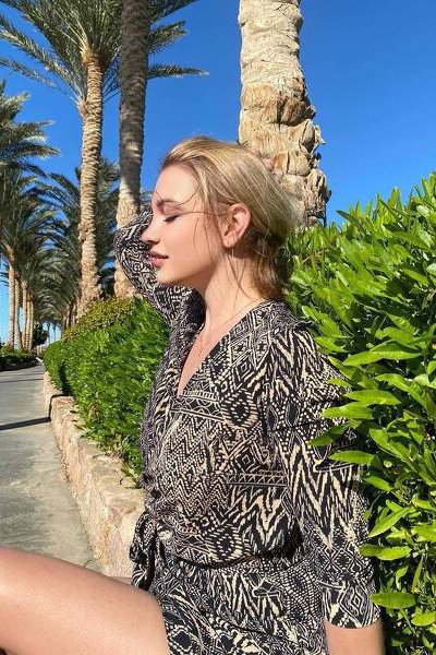 Captivating Beauty: Anastasiya, 32 y.o. from Kremenchuk, Ukraine — VeronikaLove