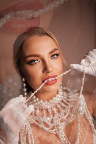 Captivating Beauty: Anastasiya, 32 y.o. from Kremenchuk, Ukraine — VeronikaLove